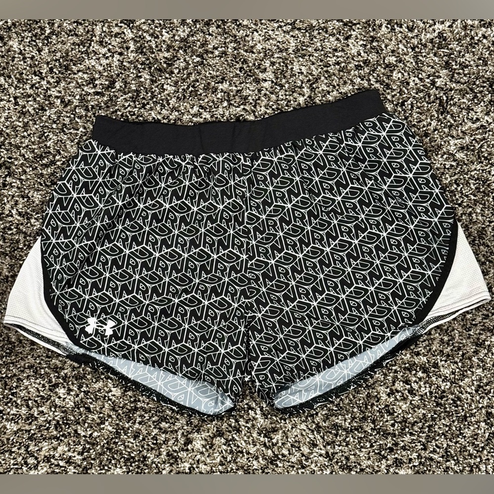 Under Armour Mileage 2.0 Printed Shorts